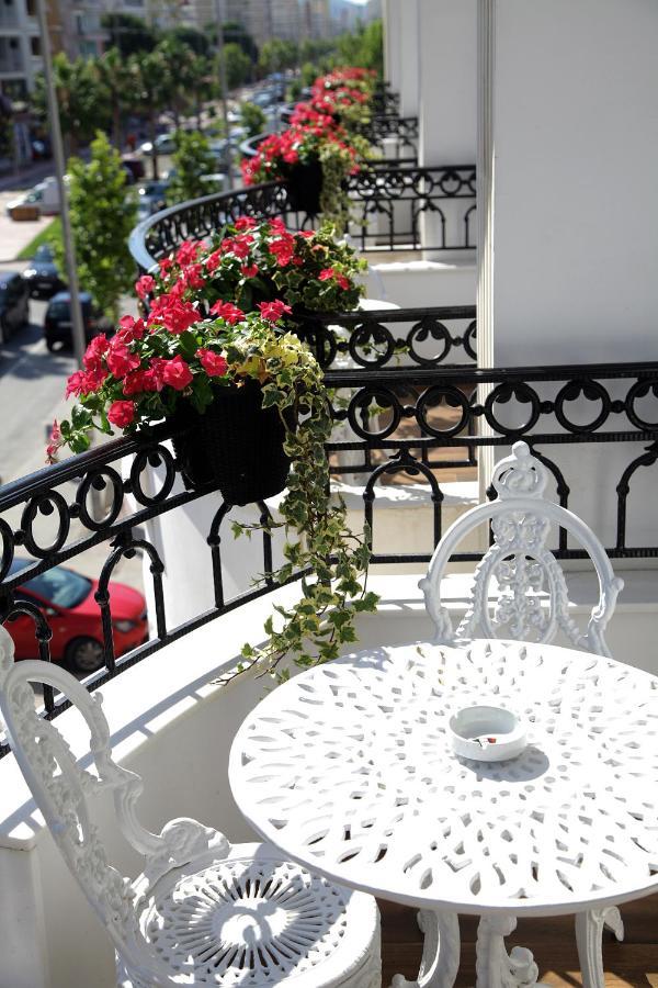 Hotel Empire Albania Драч Екстериор снимка