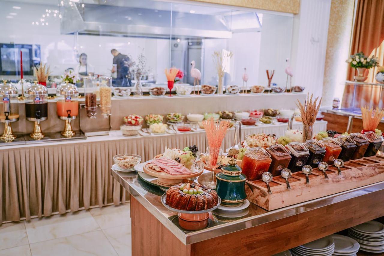 Hotel Empire Albania Драч Екстериор снимка