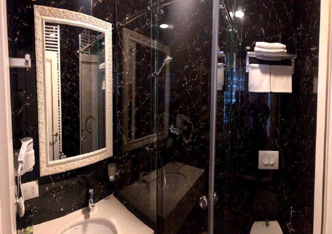 Hotel Empire Albania Драч Екстериор снимка